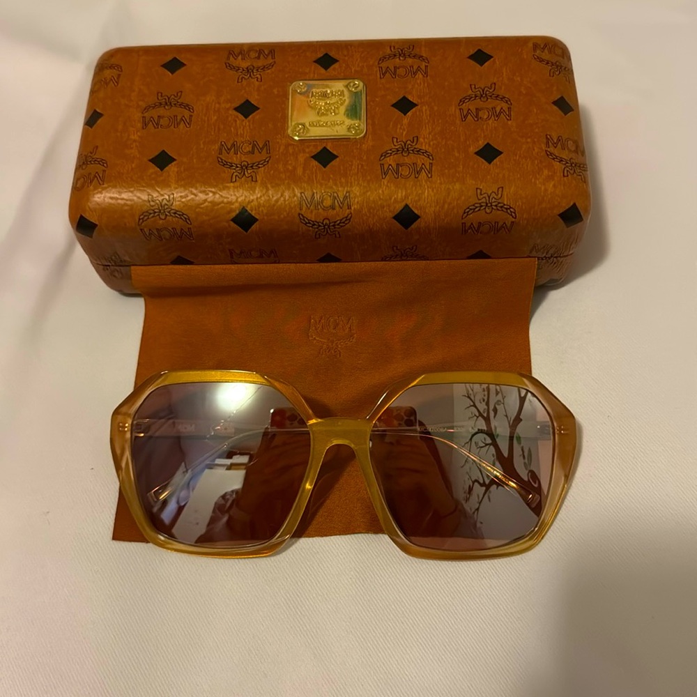 MCM | Brown MCM700SA Sunglasses with Case and Cloth